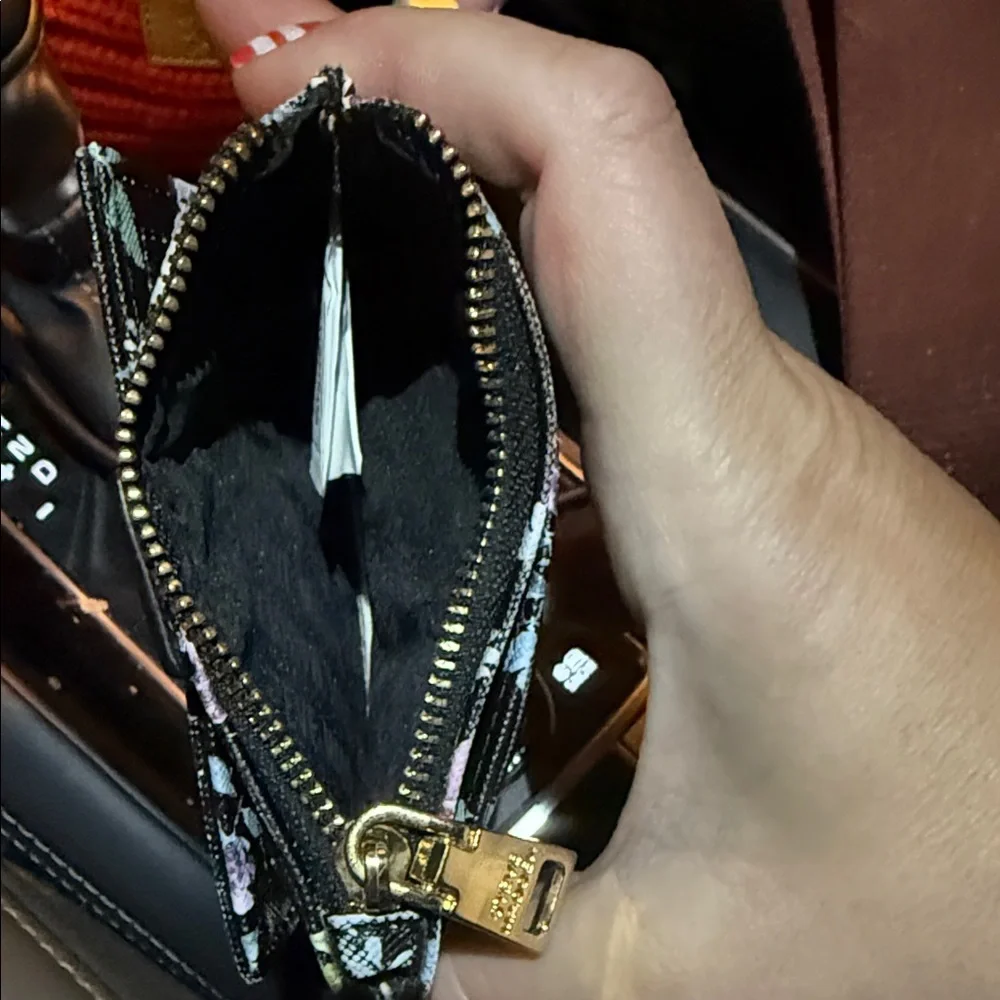 Steve Madden Black Floral Card Holder slot coin purse wallet clutch purse - Picture 5 of 7